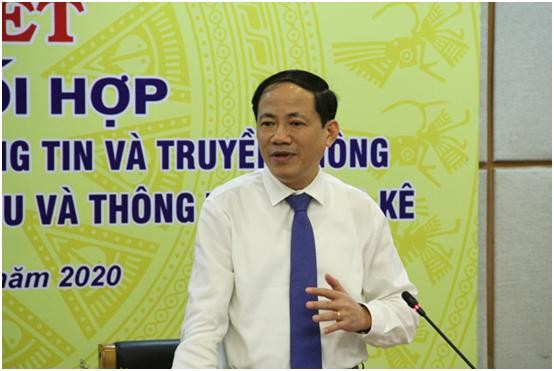 Thứ trưởng Bộ TT&TT Phạm Anh Tuấn phát biểu tại lễ ký kết. Ảnh MIC