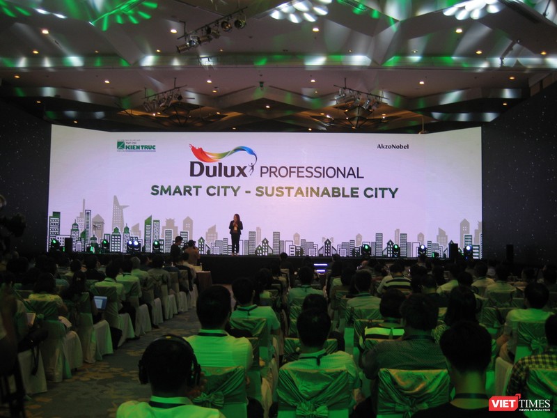 Hội thảo "Xây dựng đô thị thông minh - Hướng đến phát triển bền vững"