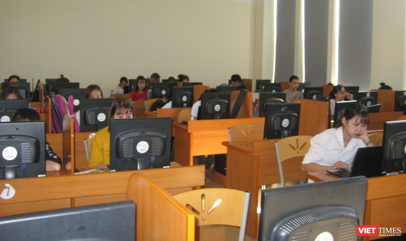 Một lớp học thực hành tại Đại học CNTT-TT Thái Nguyên.