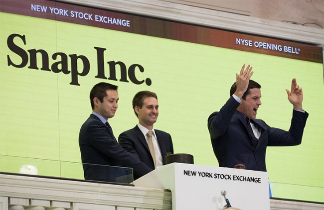 Ban lãnh đạo Snap trong buổi lễ IPO tại sàn chứng khoán New York