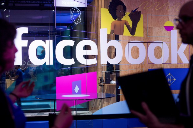 Facebook đang đối diện với scandal lớn (ảnh: The New York Post)