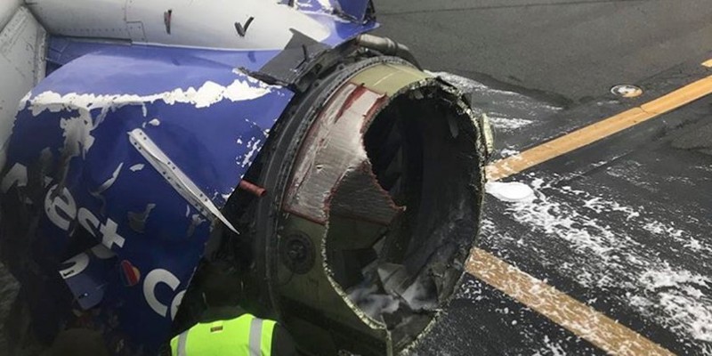 Máy bay của hãng Southwest Airlines gặp tai nạn khi đang thực hiện lộ trình từ New York tới Dallas (ảnh: AP)