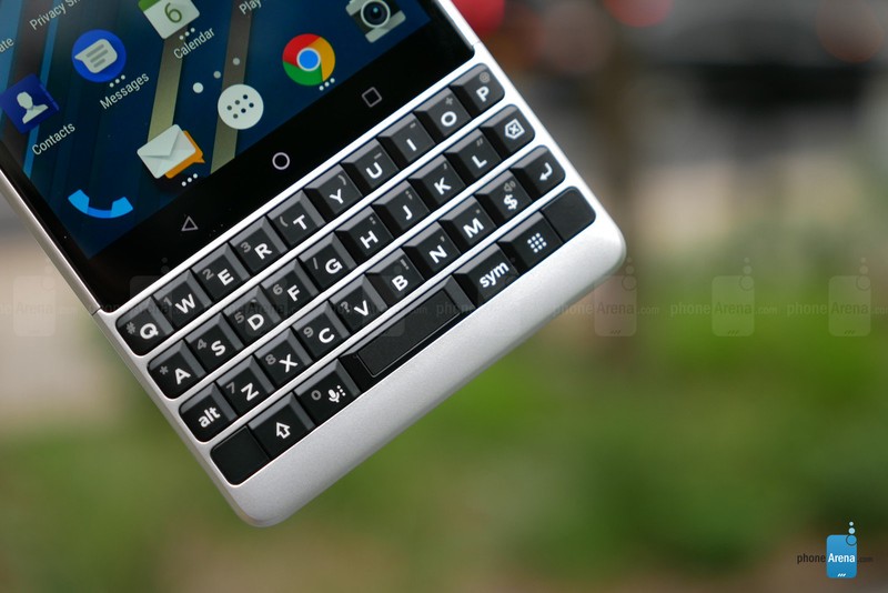 BlackBerry KEY2 là vừa được ra mắt ngày 7/6 tại New York (ảnh: Phone Arena)