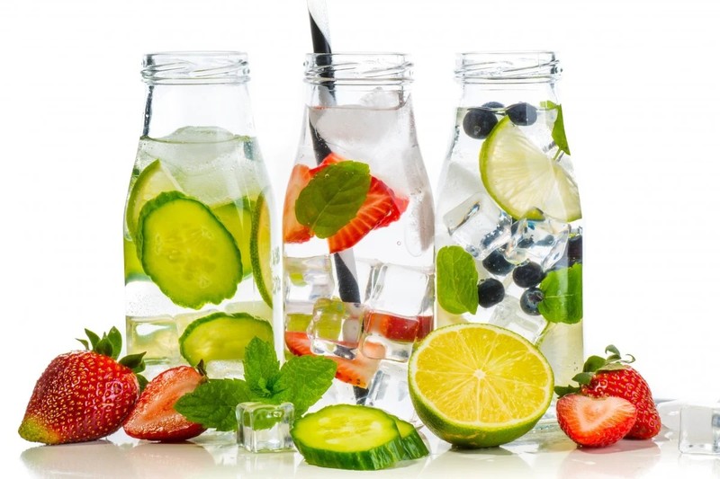 Đồ uống với hoa quả và thảo mộc sẽ tốt cho sức khỏe của bạn (ảnh: SCMP)