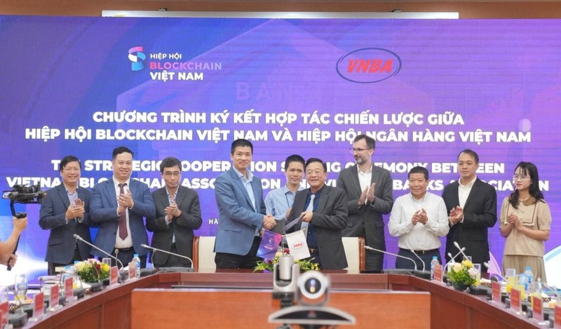 Ký kết thỏa thuận hợp tác giữa Hiệp hội Blockchain Việt Nam và Hiệp hội Ngân hàng Việt Nam