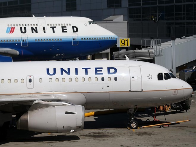 Hàng nghìn hành khách của United Airlines trên toàn thế giới đã bị chậm chuyến.