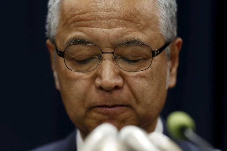 Ông Akira Amari trong phiên họp của Thượng viện Nhật Bản ngày 28/1. Ảnh: Reuters