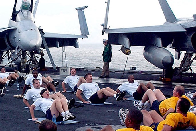 Một số thủy thủ phải uống thuốc giảm cân hoặc thậm chí hút mỡ để đảm bảo yêu cầu của lực lượng, theo Military.com - Ảnh: Hải quân Mỹ