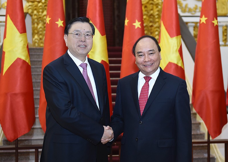 Thủ tướng Chính phủ Nguyễn Xuân Phúc đã có cuộc hội kiến với Ủy viên Thường vụ Bộ Chính trị, Ủy viên trưởng Ủy ban Thường vụ Đại hội đại biểu nhân dân toàn quốc (Nhân đại) Trung Quốc Trương Đức Giang .