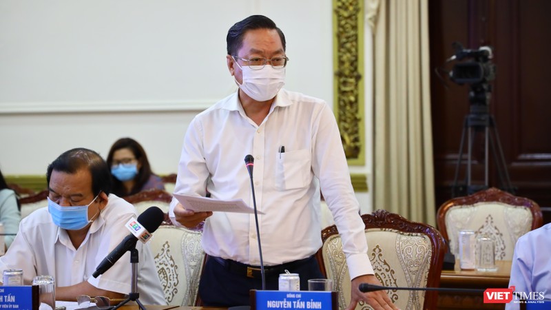 Ông Nguyễn Tấn Bỉnh - Gíam đốc Sở Y tế TP.HCM cho hay, TP.HCM có 710.773 người được tiêm vaccine phòng COVID-19 trong đợt 4. Ảnh: TTBC 