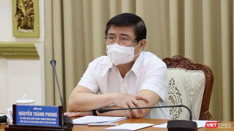Ông Nguyễn Thành Phong - Chủ tịch UBND TP.HCM cho biết, trong 24 giờ qua, TP.HCM ghi nhận kỷ lục buồn, phát hiện tới 667 ca nhiễm (Ảnh: TTBC) 