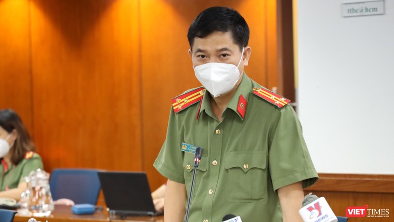 Thượng tá Lê Mạnh Hà – Phó trưởng Phòng Tham mưu, Công an TP.HCM cho biết, quét mã QR của Bộ Công An đã phát hiện 30 F0 đang di chuyển trên đường 