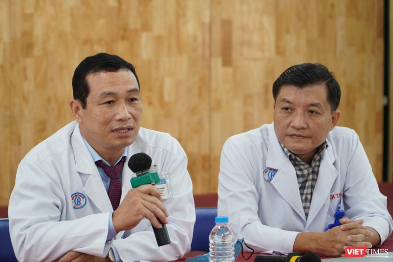 TS-BS Nguyễn Ngọc Khang, Phó khoa Ngoại Thần kinh bệnh viện Chợ Rẫy thông tin về các ca mắc hoại tử xương hàm trên