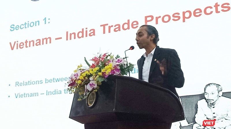 Doanh nhân B.M.Anvar Sadath - diễn giả duy nhất tại buổi tọa đàm “Văn hóa kinh doanh Ấn Độ và triển vọng thương mại Việt Nam - Ấn Độ”.