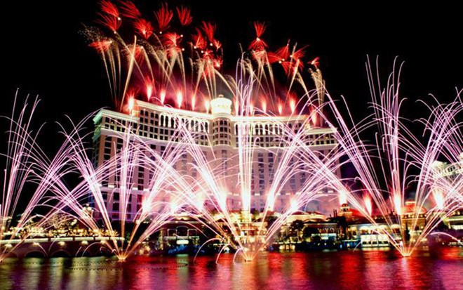Tiệc năm mới tưng bừng tại Las Vegas (Mỹ)