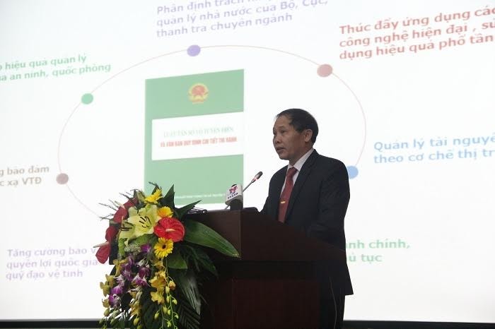 Ông Đoàn Quang Hoan, Cục trưởng Cục tần số vô tuyến điện.