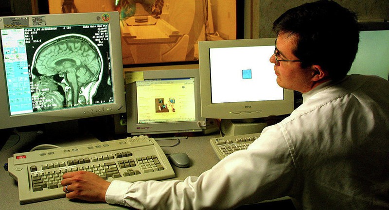 Mỹ: Nghiên cứu công nghệ làm người chết não sống lại