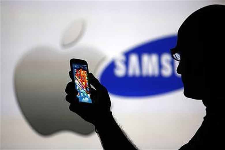 Samsung đã kêu gọi chủ sở hữu của các chiếc điện thoại Galaxy Note 7 ngừng sử dụng và đổi lại các sản phẩm này.
