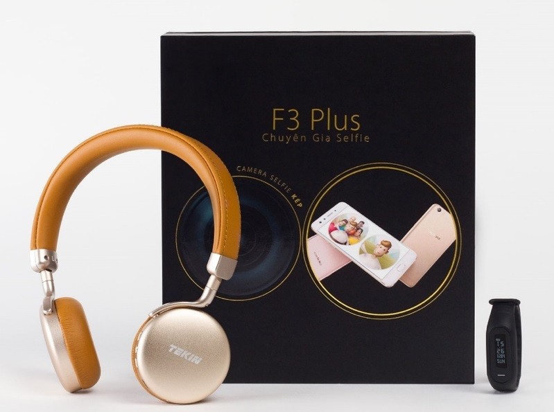 Khách hàng đặt mua trước sản phẩm F3 Plus sẽ nhận được bộ quà trị giá 2.150.000 đồng.