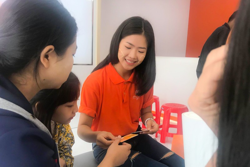 Với chính sách cước roaming quốc tế mới ở thị trường Myanmar, Viettel tạo ra một khu vực gồm 4 quốc gia “không cước roaming quốc tế” gồm Việt Nam, Myanmar, Lào, Cambodia.