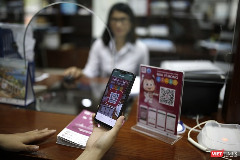 Đà Nẵng trở thành địa phương đầu tiên thực hiện chủ trương thúc đẩy thanh toán điện tử. 