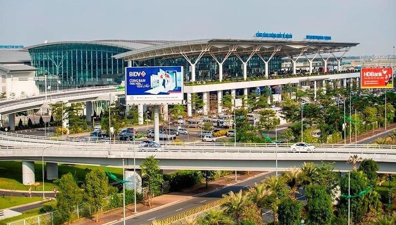Phó Thủ tướng Trịnh Đình Dũng chỉ đạo các Bộ ngành, địa phương liên quan hoàn thiện phương án điều chỉnh Quy hoạch Cảng hàng không quốc tế Nội Bài.