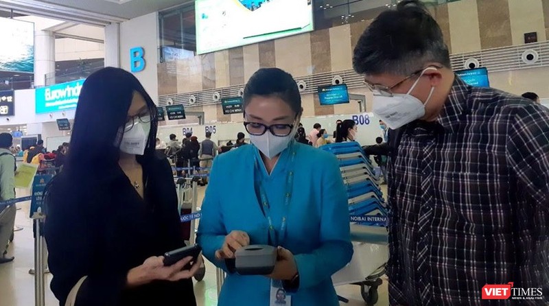 Hành khách tại sân bay Nội Bài. Ảnh minh họa: K.N