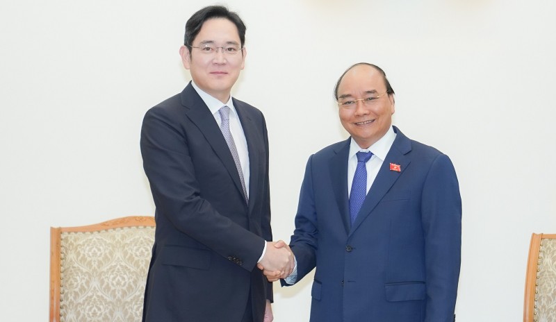 Thủ tướng Nguyễn Xuân Phúc tiếp ông Lee Jae Yong, Phó Chủ tịch Tập đoàn Samsung. Ảnh VGP.