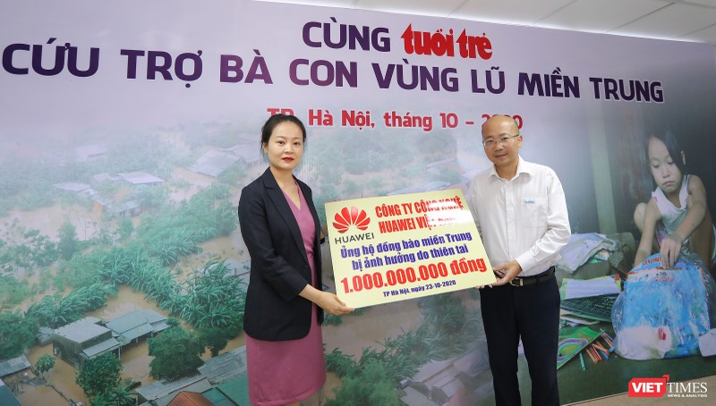 Bà Fiona Li - Phó Tổng Giám đốc phụ trách đối ngoại của Huawei Việt Nam.