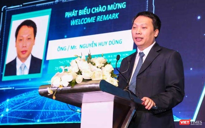 Thứ trưởng Nguyễn Huy Dũng kêu gọi địa phương hãy tập trung phát triển các doanh nghiệp tư vấn ứng dụng công nghệ số, mang công nghệ số vào mọi ngõ ngách cuộc sống tại địa phương.