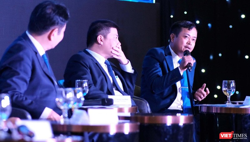 Ông Nguyễn Hùng Sơn – Tổng giám đốc FSI – trao đổi tại phiên toạ đàm Chuyển đổi số quốc gia.