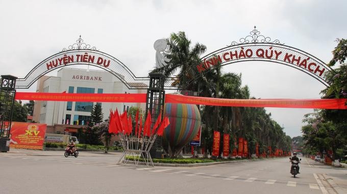 Khu vực cổng chào tại thị trấn Lim, huyện Tiên Du, tỉnh Bắc Ninh. Ảnh: Cổng thông tin huyện Tiên Du