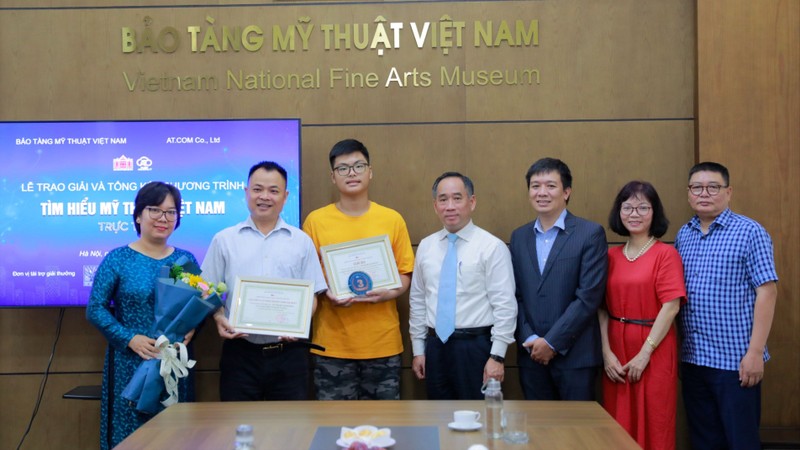 "Tìm hiểu Mỹ thuật Việt Nam" trực tuyến truyền cảm hứng sáng tạo cho học sinh
