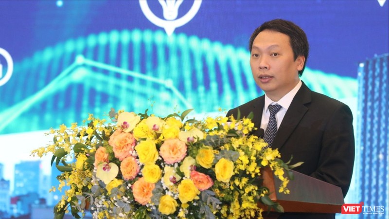 Thứ trưởng Nguyễn Huy Dũng bày tỏ mong muốn Việt Nam sẽ sớm có những thành phố thông minh, hiện đại, bền vững, kiến tạo những giá trị mới, mang lại cuộc sống tốt đẹp, hạnh phúc cho người dân.
