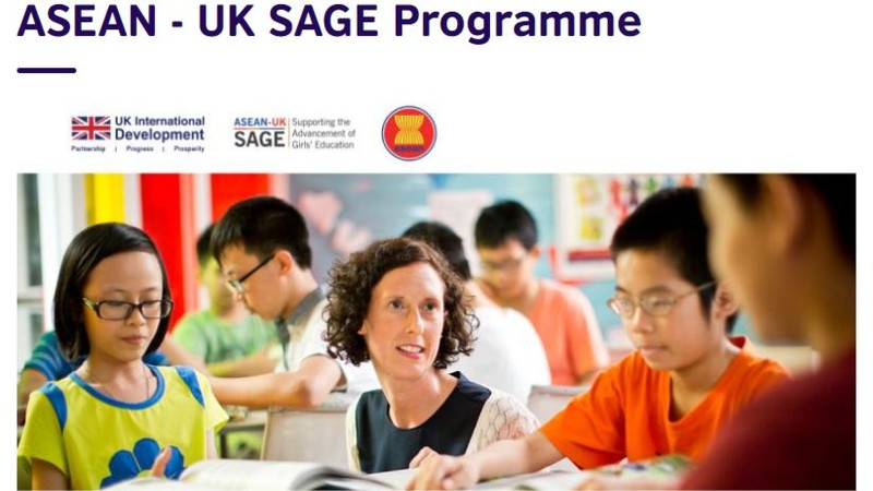 Cả 2 chương trình học bổng đều được công bố trên website của Hội đồng Anh.