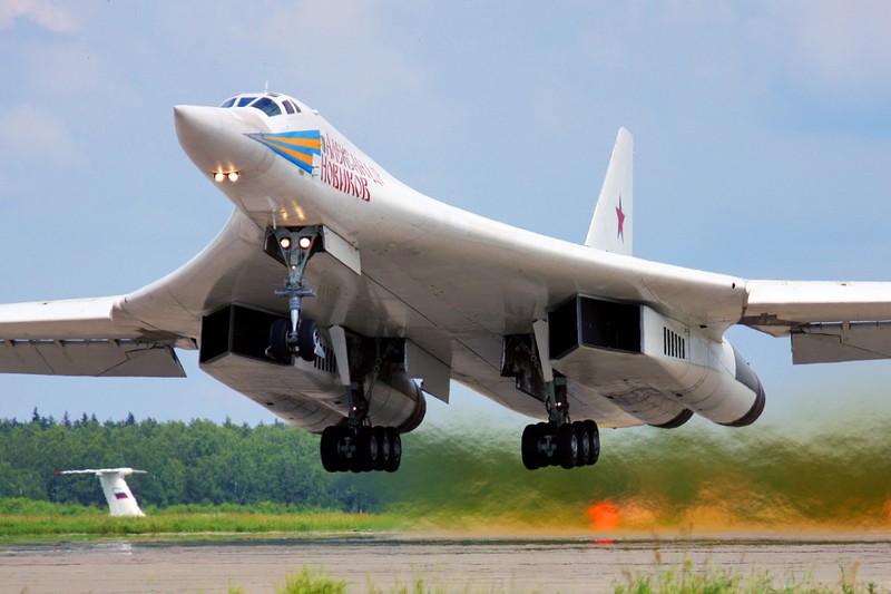 Máy bay ném bom chiến lược Tu-160 của Nga đã nhiều lần tham gia chiến dịch tiêu diệt phiến quân khủng bố tại Syria