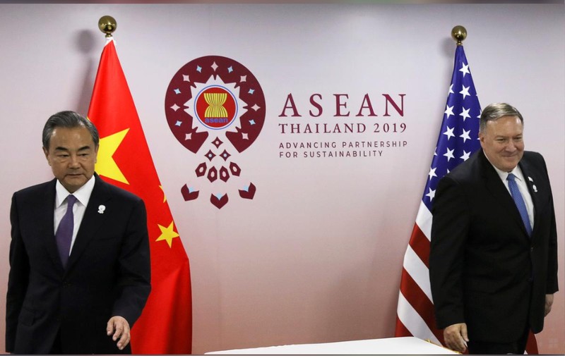 Ngoại trưởng Mỹ, Trung Quốc trong cuộc gặp các Bộ trưởng Ngoại giao ASEAN tổ chức tại Bangkok, Thái Lan (Ảnh: Reuters)