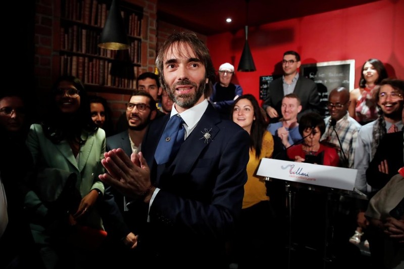 Ông Cedric Villani tuyên bố đứng ra tranh cử chức Thị trưởng Paris trong một sự kiện tổ chức hôm 4/9 (Ảnh: Reuters)