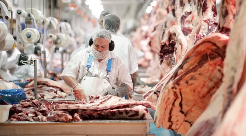 Trung Quốc ngừng nhập khẩu thịt bò từ 4 nhà sản xuất lớn của Australia, do bất đồng về COVID-19 (Ảnh: SMH)