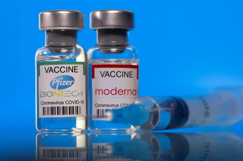 Thêm 20 triệu liều vaccine của Pfizer, Moderna và Johnson & Johnson sẽ được thêm vào lượng quyên góp sẵn có (Ảnh: Reuters)