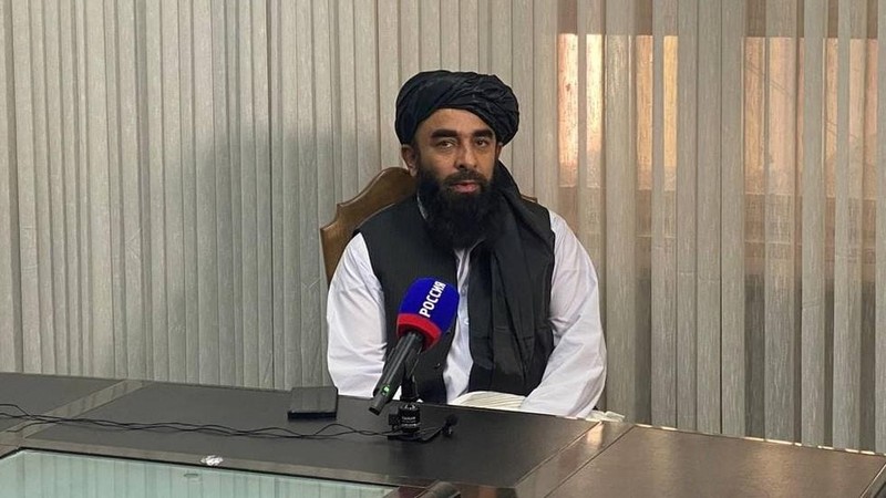Zabihullah Mujahid, một thủ lĩnh của Taliban (Ảnh: RT)