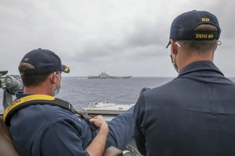 Quân đội Mỹ và Trung Quốc vẫn duy trì các kênh liên lạc để tránh tính toán sai lầm (Ảnh: US Navy)