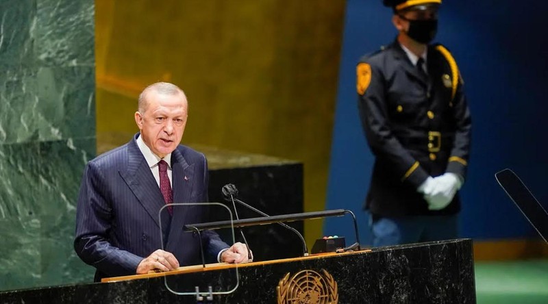 Tổng thống Thổ Nhĩ Kỳ Recep Tayyip Erdogan phát biểu tại Đại Hội đồng LHQ (Ảnh: Kommersant)