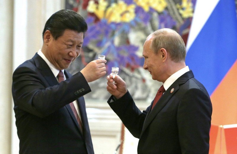 Chủ tịch Trung Quốc Tập Cận Bình và Tổng thống Nga Vladimir Putin (Ảnh: AFP)