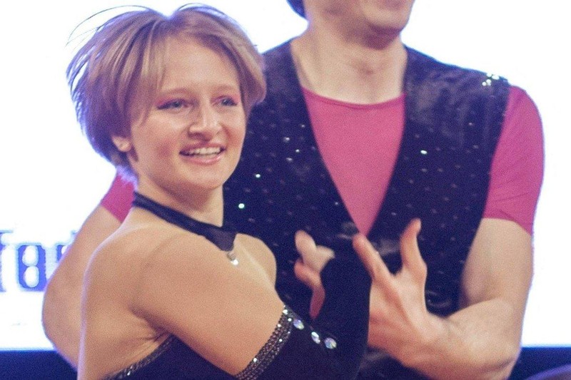Katerina Tikhonova, con gái của Tổng thống Putin, cùng bạn nhảy Ivan Klimov trong một cuộc thi ở Krakow, Ba Lan vào tháng 4/2014 (Ảnh: Reuters)
