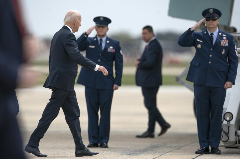 Tổng thống Mỹ Joe Biden cam kết viện trợ quân sự cho Ukraine (Ảnh: AP)