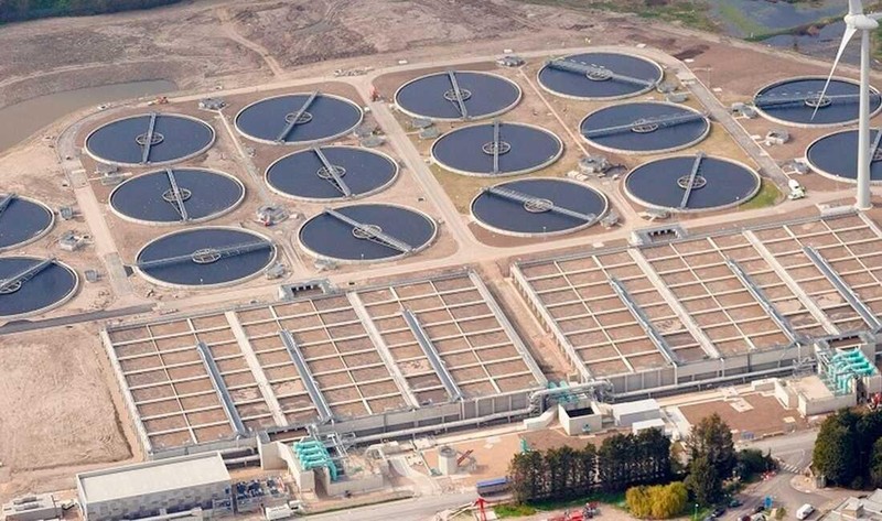 Nhà máy xử lý nước thải Beckton ở London, Anh trong bức ảnh chụp từ trên cao (Ảnh: NPR)