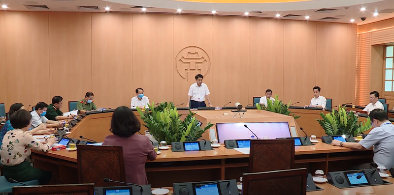Hà Nội họp Ban Chỉ đạo phòng, chống dịch COVID-19. Ảnh: MT