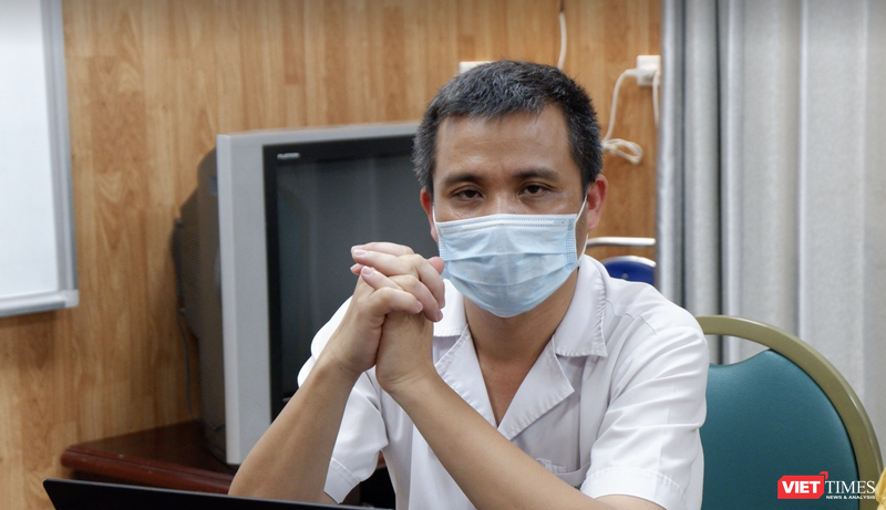 BS. Nguyễn Trung Nguyên – Giám đốc Trung tâm Chống độc, Bệnh viện Bạch Mai (Ảnh: Minh Thúy) 