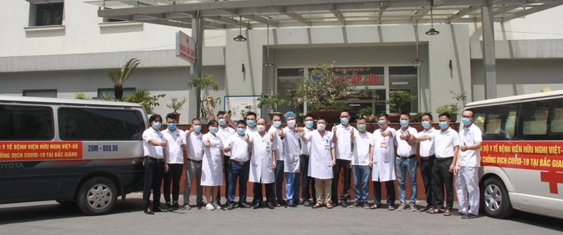Đoàn bác sĩ ở Bệnh viện Hữu Nghị lên đường chi viện cho Bắc Giang chống COVID-19 (Ảnh - BVCC) 